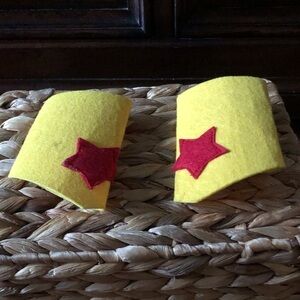 Girls superhero felt star cuffs
